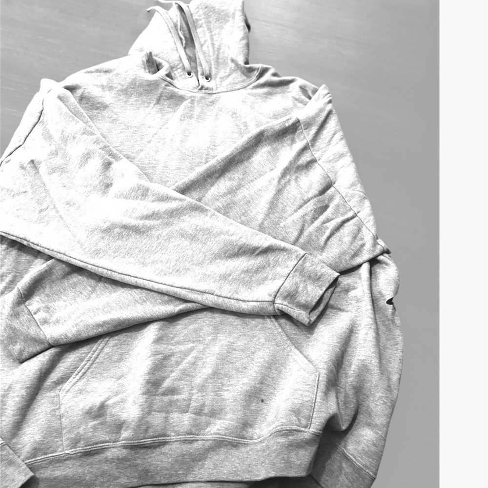 Athletic Works Light Gray Men's Hoodie 
Item 143